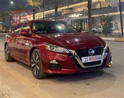 نيسان ألتيما